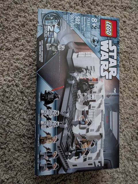 LEGO Star Wars: Boarding the Tantive IV (75387)