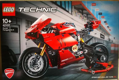 LEGO Technic 42107 Ducati Panigale V4 R Motorcycle Model Kit