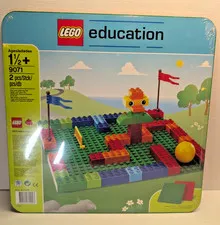 NEW! SEALED! 2009 LEGO EDUCATION 9071 DUPLO BASE PLATE 15" x 15" RED & GREEN SET