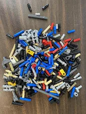 LEGO Parts: Assorted Bulk Lot of 260 Various Pins and Connectors