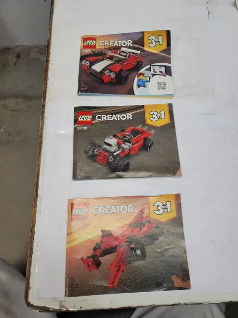 Lego Creator instruction book 31100 / me5  r3 d16