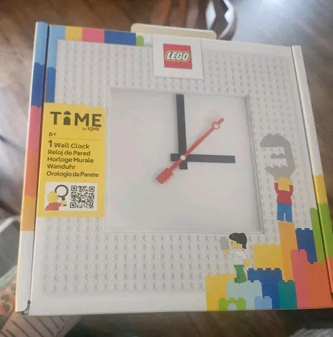 LEGO Wall Clock MOC (My Own Creation) White 5010226 Square Gift Home Decor