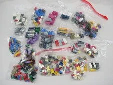 LEGO Bulk Lot Parts Bricks Plates Slopes Special Pieces 1,9 LB