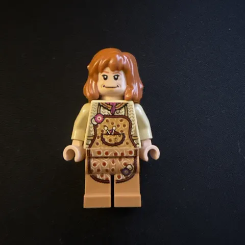 LEGO Harry Potter Minifigure HP088 Molly Weasley From Set 4840