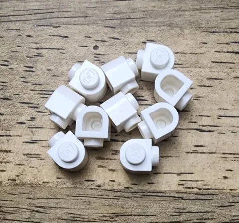 LEGO White Brick, Round 1 x 1 x 2/3 Half Circle, Stud on Side. QTY 10. Part 3386