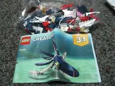 LEGO Creator Deep Sea Creatures 3 in 1 Shark and Crab Set 31088 w/ instructions