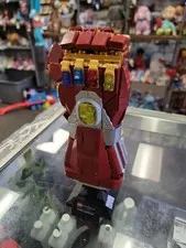 LEGO Super Heroes: Nano Gauntlet (76223) Retired 2024 675 Piec.