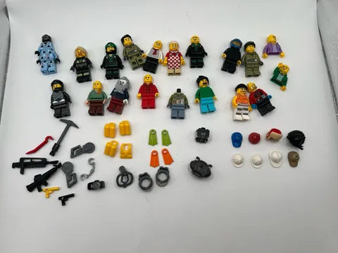 Lego Mixed Lot Figures With Accessories