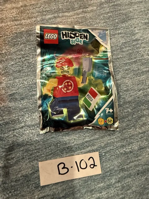 LEGO 791902 Hidden Side Foil pack Possessed Pizza Delivery Man  bag has creases