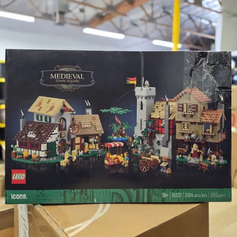 LEGO Icons: Medieval Town Square (10332)
