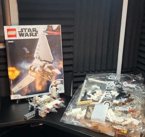 75302 - Imperial Shuttle - LEGO Star Wars - 100% - Bag 1 Open - No officer