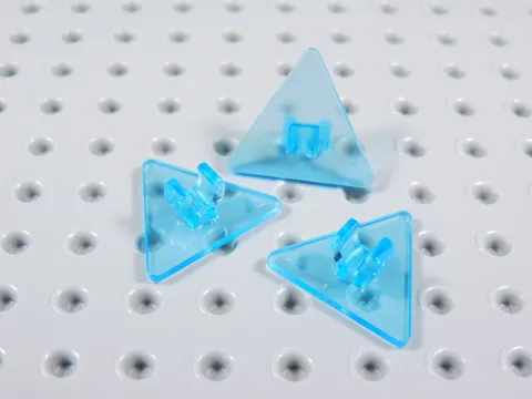 LEGO Lot of 3 Trans Light blue Triangle Plate w/ Clip on Back BA