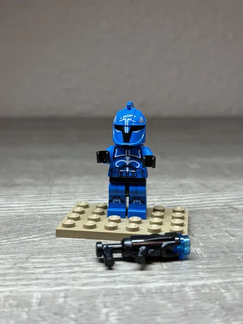 Lego Star Wars Clone Wars Senate Commando Captain SW0613 Minifigure -