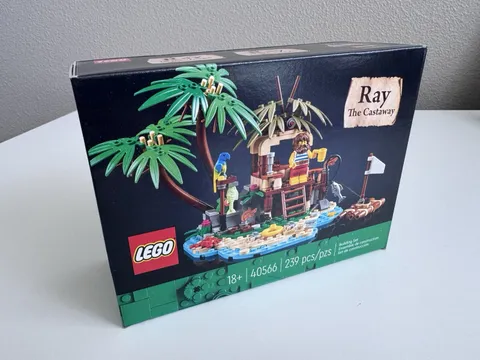 NEW! LEGO 40566 Ideas RAY THE CASTAWAY - RETIRED SET! Factory Sealed
