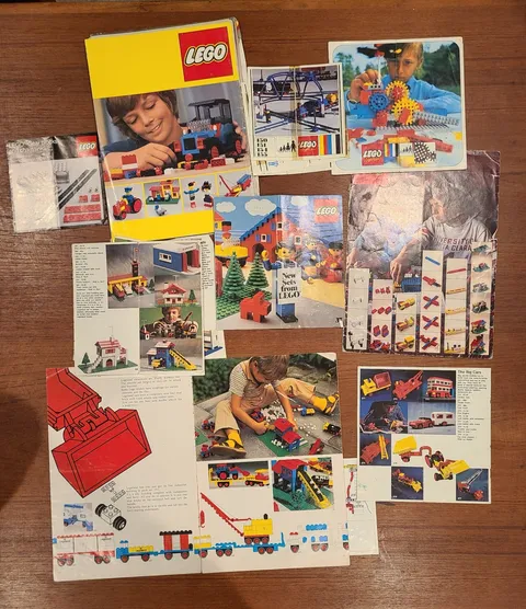 lego vintage (1970s) brochures, adverts, parts catalogues, plates, instructions