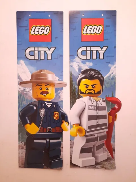 LEGO City Police Mountain Arrest Flexible Plastic Wall Hanging Signs Lot of 2