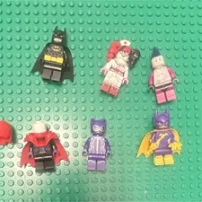 LEGO DC Minifigures Lot Batman Harley Quinn Catwoman Batgirl READ DESC.