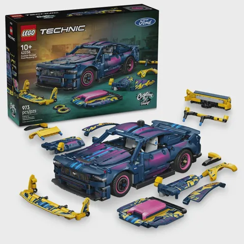 LEGO™ Custom Garage Ford Mustang GT Car (42236)
