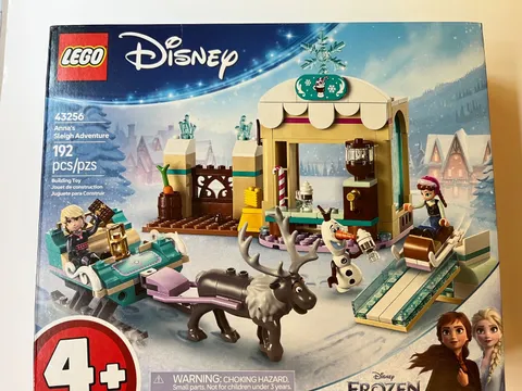 LEGO Disney Princess: Anna's Sleigh Adventure (43256) 192pcs NEW IN BOX