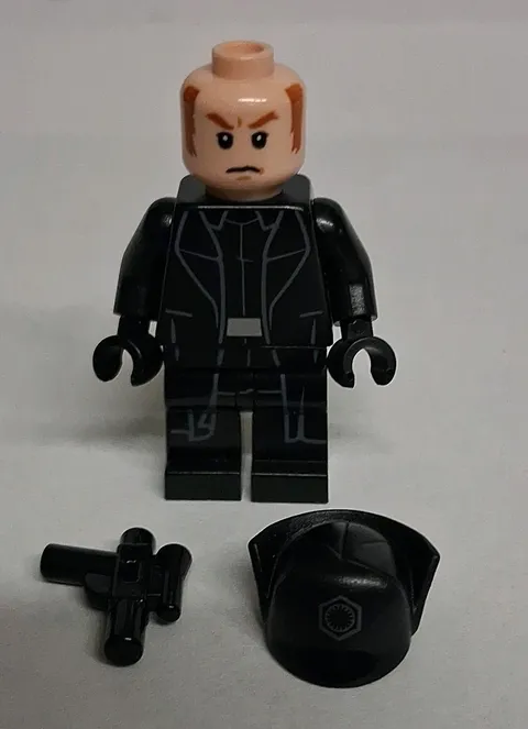 Lego Minifigure General Hux from set 75104 Star Wars Complete