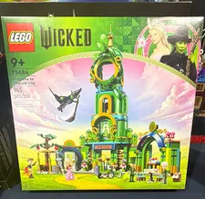 LEGO Wicked Welcome to Emerald City Playset 75684 945 pcs Ages 9+