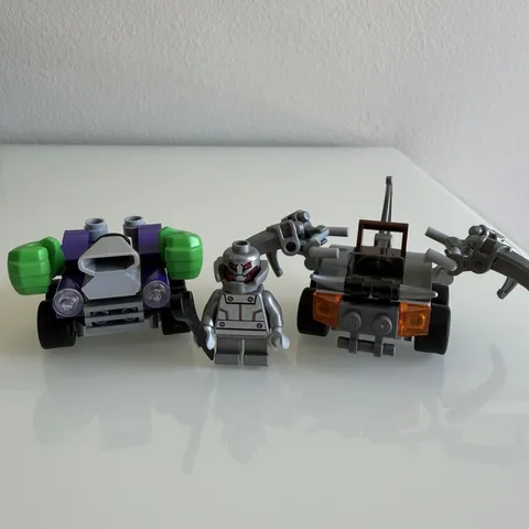 Lego 76066 - Marvel Comics Mighty Micros Hulk vs. Ultron 2016 Retired