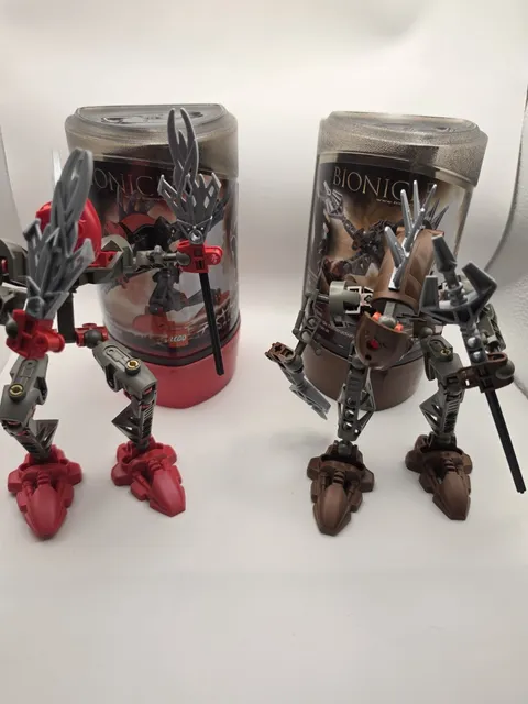 LEGO Bionicle Figure Lot of 2 Assembled With Containers 