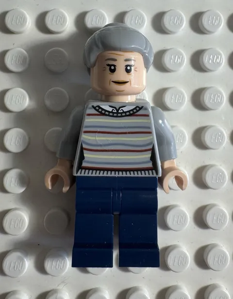 LEGO Minifigure Marvel Super Heroes Aunt May