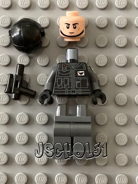 LEGO Star Wars Imperial Shuttle Pilot Minifigure (sw1529) from set 75459