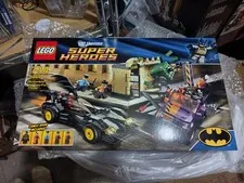 LEGO DC Comics Super Heroes: Batmobile and the Two-Face Chase )FREE SHIPPING!!!!