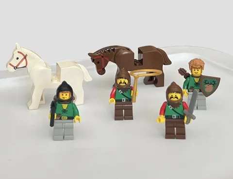 LEGO Vintage Castle Forestmen Minifigures Horses Accessories Bundle Lot