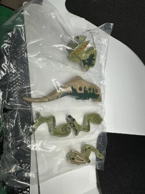 LEGO Jurassic World Dilophosaurus Dinosaur Minifigure dilo02 75931 - UNOPENED