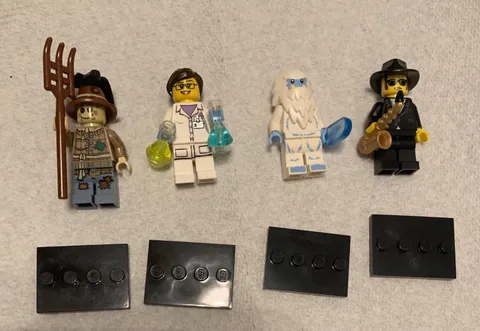 Lego 71002 CMF Series 11 Minifigures Lot of 4 Scarecrow Saxophone Scientist Yeti