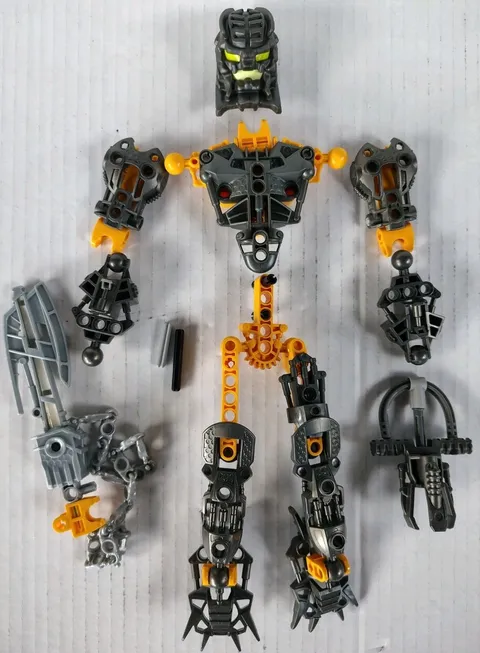 Lego 8730 Bionicle Toa Hewkii 