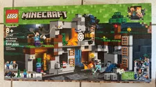 LEGO 21147 Minecraft: The Bedrock Adventures (Brand New)