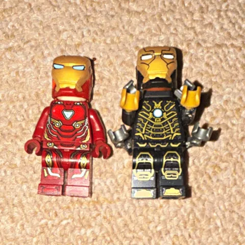 LEGO Super Heroes minifigures lot of 2: Iron Man red & black/gold armor