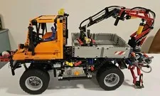 Lego Technic Mercedes Benz Unimog 8110 LEGO Display Set Rehab or Parts