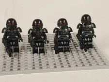 LEGO Star Wars Dark Trooper Lot of 4 sw1161 Complete Helmets Blasters