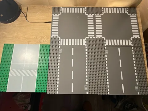 LEGO City Printed Road Plates Lot of 4 Gray/Green/White Street Baseplates