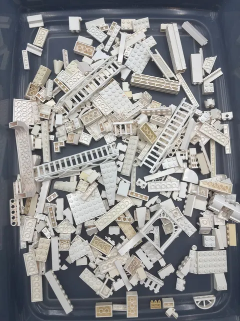 1 lb. Bulk Mixed White Legos - standard blocks and unique pieces (Lot M)