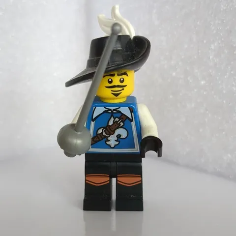 LEGO Musketeer CMF 8804 Series 4 Minifigure Complete