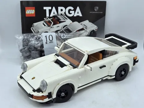 LEGO Creator Expert 10295 Porsche 911 Turbo/Targa Complete Set with Booklet