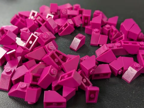 100x NEW LEGO 1x2 Magenta Slopes (#3040) BULK Parts Building Lot