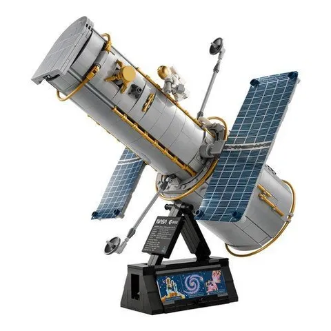 New LEGO 11382 ICONS Hubble Space Telescope Building Set