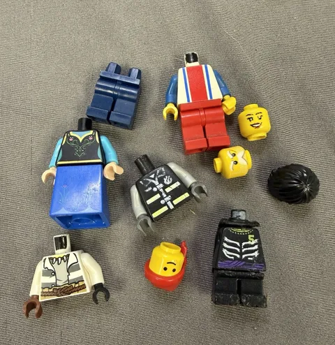 Lego Minifigures lot of parts heads torsos legs bodies hair pirate Ninjago