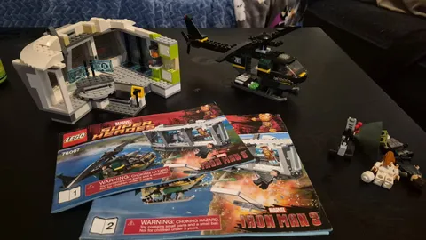 LEGO Marvel Super Heroes 76007 Iron Man: Malibu Mansion Attack 100% Complete w/