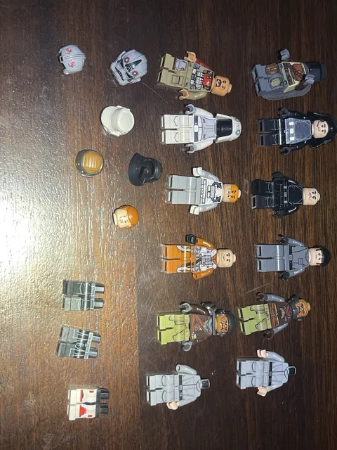 LEGO Star Wars Lot (accessories, torso, legs, figures)
