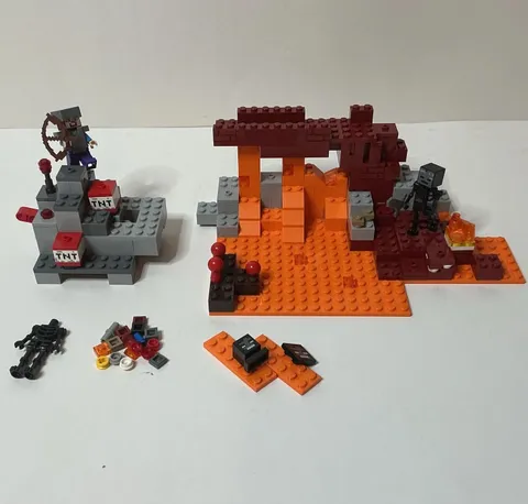 LEGO Minecraft The Wither Set 21126 Parts Lot ~ INCOMPLETE Missing Pieces, READ…