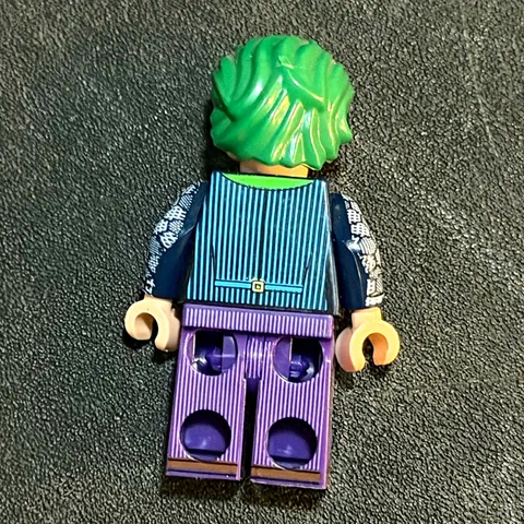 LEGO The Joker (Heath Ledger) (coat off)