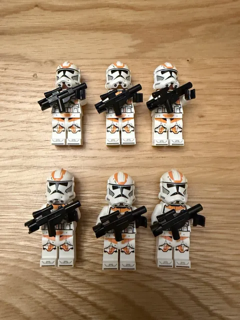 LEGO Star Wars 212th Attack Battalion Clone Trooper Minifigure SW1235